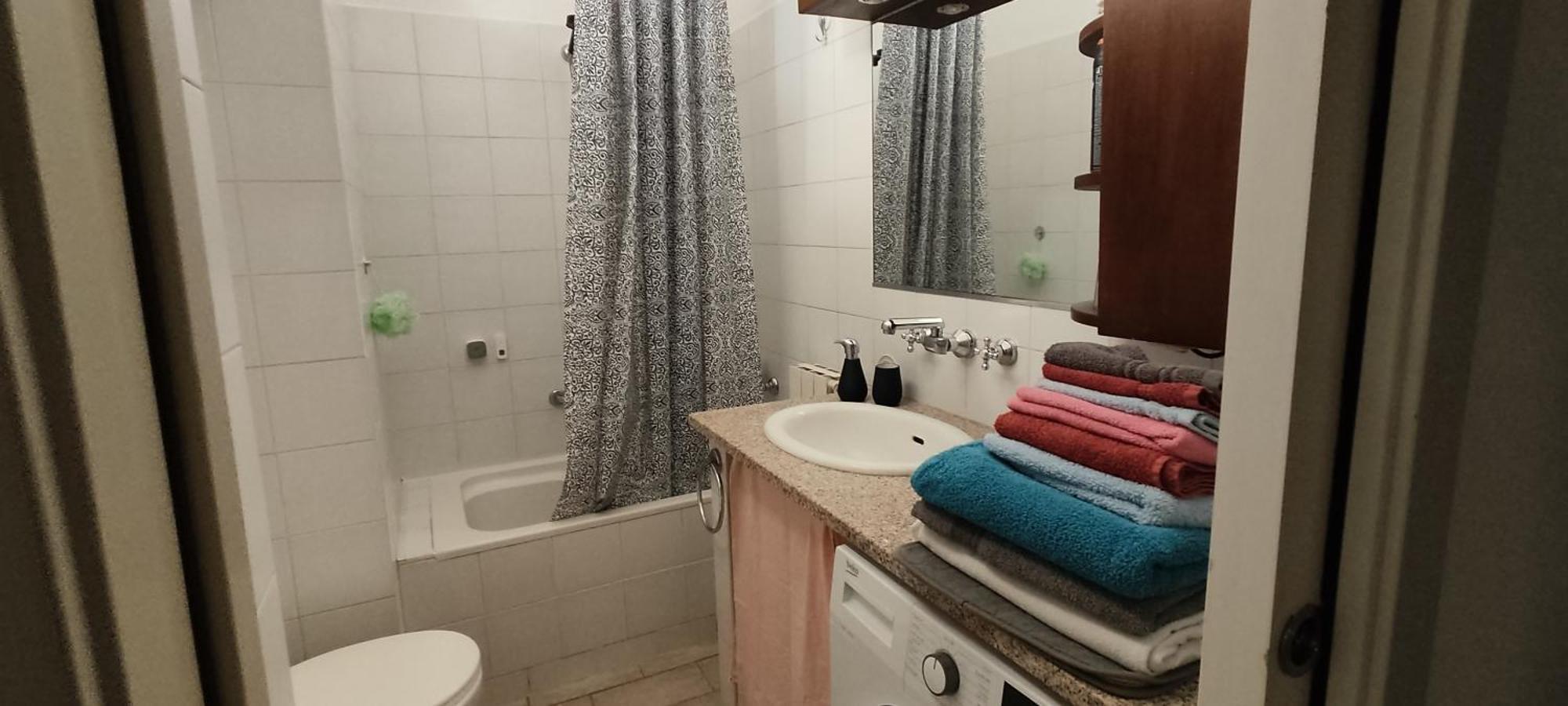Appartement Isola Di Chinatown Bilocale Storico Nel Cuore Di Milano, Comfort E Stile Autentico Con 3 Letti Extra Large Milaan