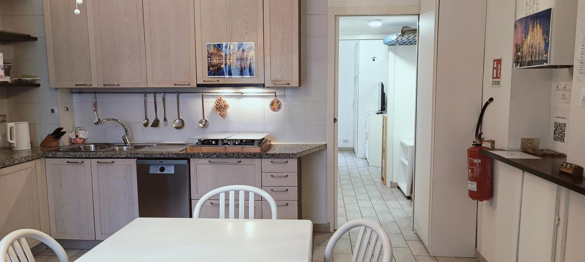 Isola Di Chinatown Bilocale Storico Nel Cuore Di Milano, Comfort E Stile Autentico Con 3 Letti Extra Large Appartement